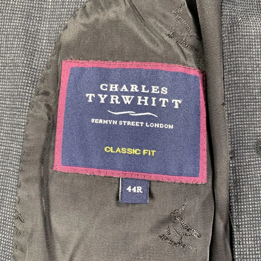Charles Tyrwhitt brand charles